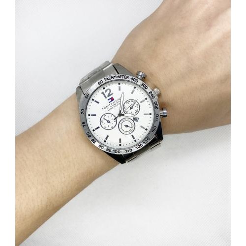 Наручний годинник чоловічий Clockhouse Tommy Hilfiger Сріблястий (IBW792SO) Наручний годинник чоловічий Clockhouse Tommy Hilfiger Сріблястий (IBW792SO)