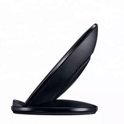 Бездротовий зарядний пристрій XON AirCharge U1 з функцією швидкого заряджання Бездротовий зарядний пристрій XON AirCharge U1 з функцією швидкого заряджання