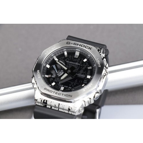Годинник Casio G-SHOCK GM-2100GC-1A Годинник Casio G-SHOCK GM-2100GC-1A