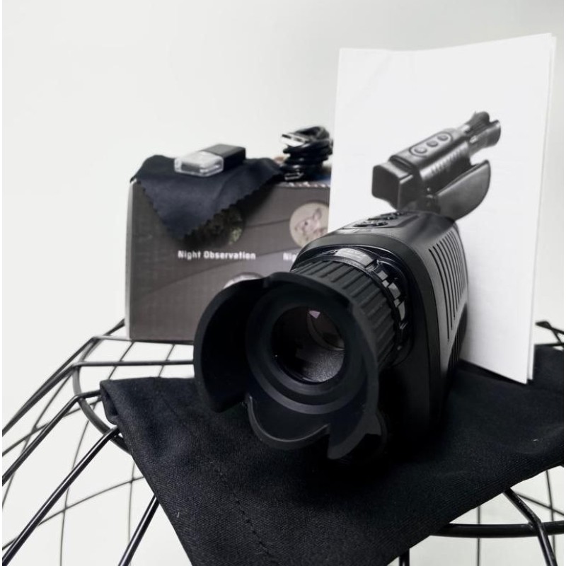 Монокуляр нічного бачення Levenhuk NS100 1-5X до 300 м