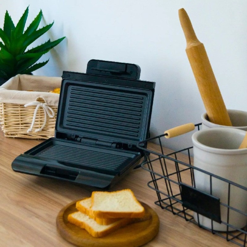 Бутербродниця з гриль пластиною MAGIO МG-378