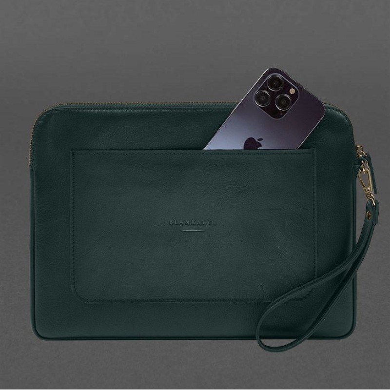 Шкіряний чохол для ноутбука на блискавці з кишенею та хлястиком на руку Зелений BlankNote