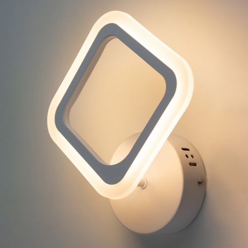 Світильник світлодіодний настінний LED бра Sunlight білий 5331/1W Світильник світлодіодний настінний LED бра Sunlight білий 5331/1W