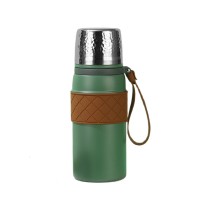 Термос з кришкою фліп топ та ситечком YIWU 700 мл Зелений (HP-14-7GR)