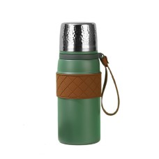 Термос з кришкою фліп топ та ситечком YIWU 700 мл Зелений (HP-14-7GR)