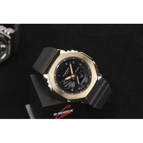Годинник Casio G-SHOCK GM-2100G-1A9ER Годинник Casio G-SHOCK GM-2100G-1A9ER