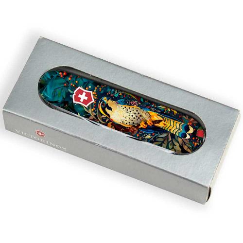 Складаний ніж Victorinox Camper Ukraine 91 мм 14 функцій Величний Сокіл (1.3613.3_T3180pw) Складаний ніж Victorinox Camper Ukraine 91 мм 14 функцій Величний Сокіл (1.3613.3_T3180pw)