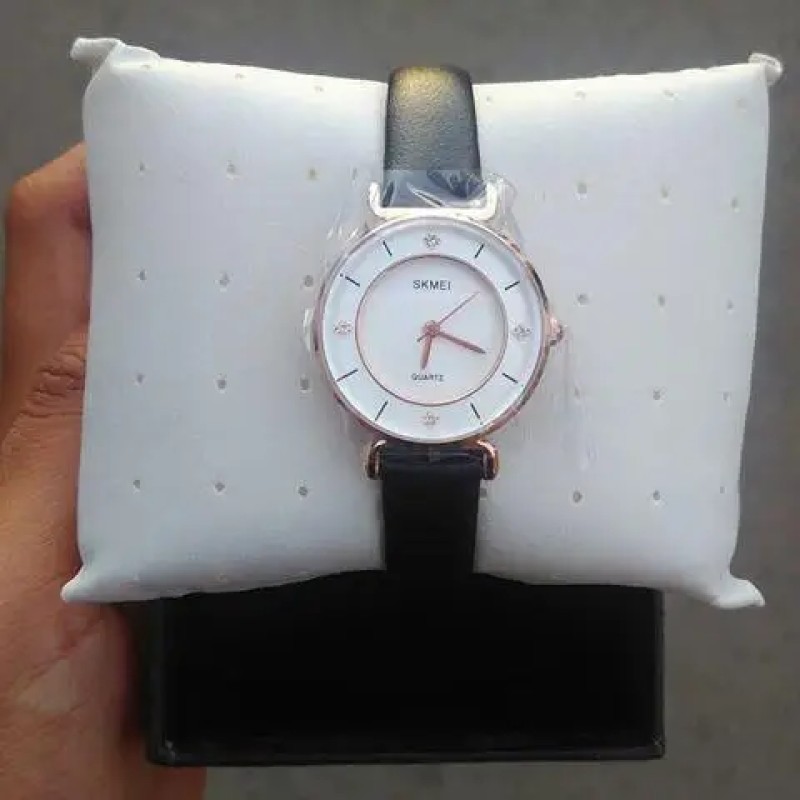 Жіночий класичний годинник Skmei 1330 Золотистий