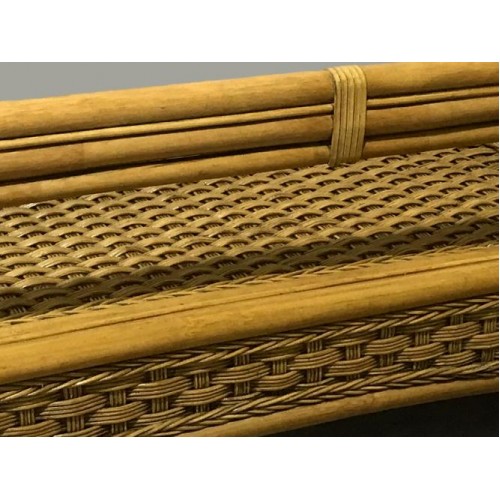 Кавовий столик Cruzo Пелікан 600х420х1000 мм Королівський дуб st0012 Кавовий столик Cruzo Пелікан 600х420х1000 мм Королівський дуб st0012