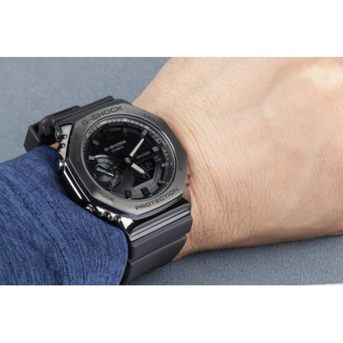Годинник Casio G-SHOCK GM-2100BB-1AER Годинник Casio G-SHOCK GM-2100BB-1AER